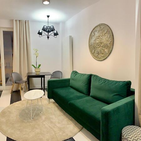 Апартаменты D&M Apart Suraska 4 Белосток Экстерьер фото